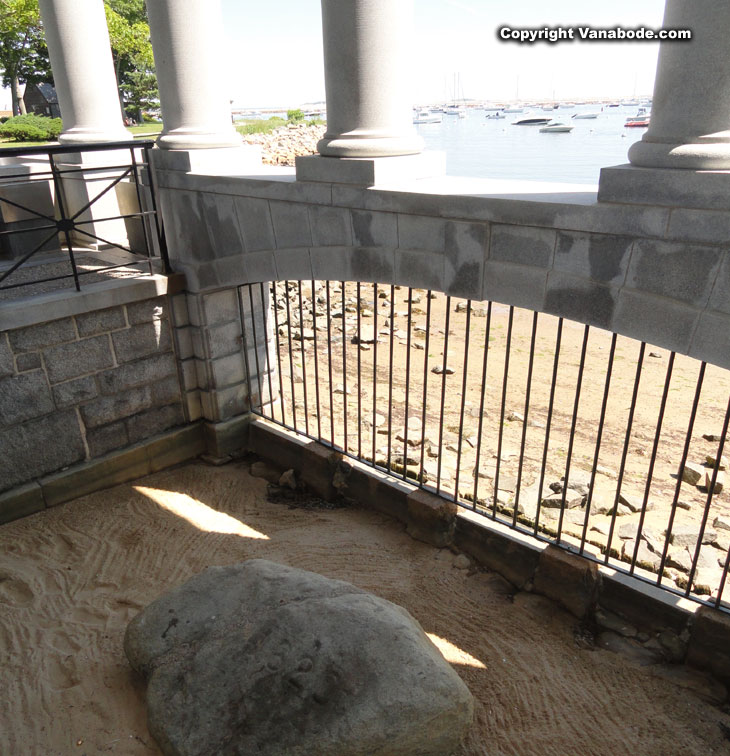rock of plymouth massachusetts memorial